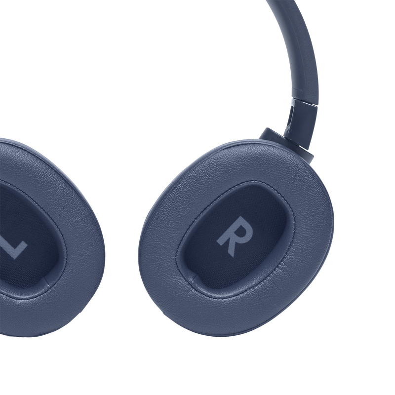 JBL Tune 710BT - Blue - Wireless Over-Ear Headphones - Detailshot 2 image number null